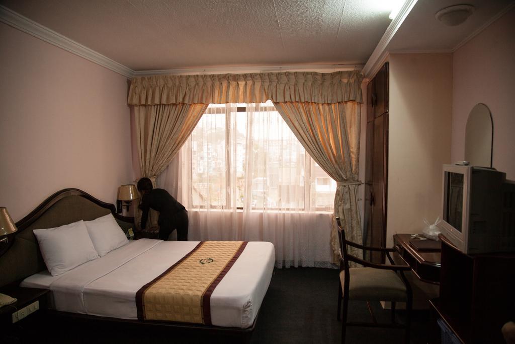 Golf 1 Hotel Da Lat Room photo